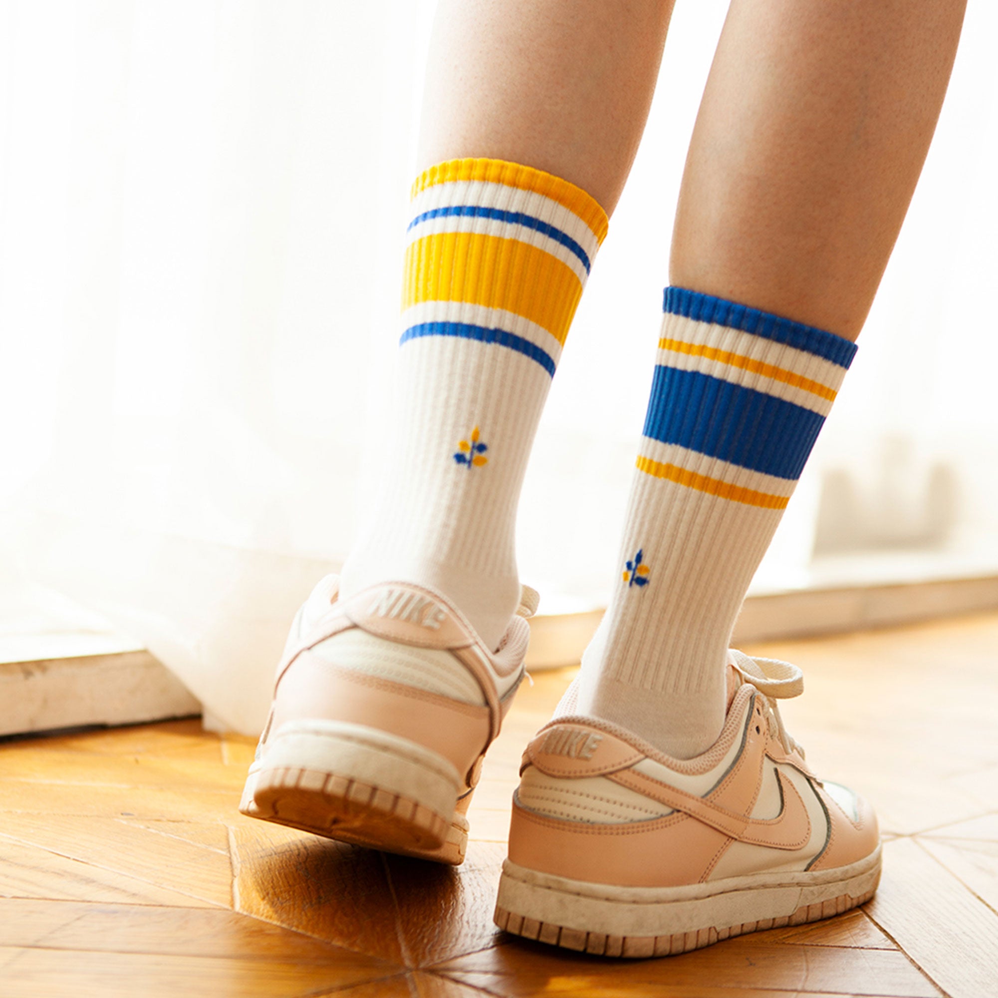 Women's Mismatched Vintage Stripe Socks - Blue, Yellow, & White