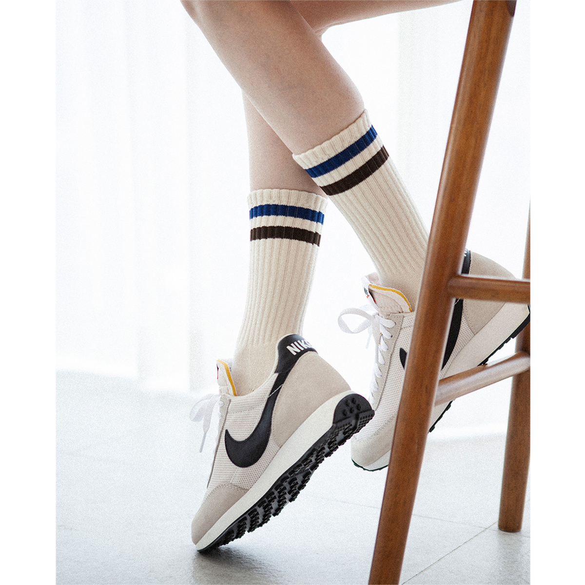 Nike tailwind socks hotsell