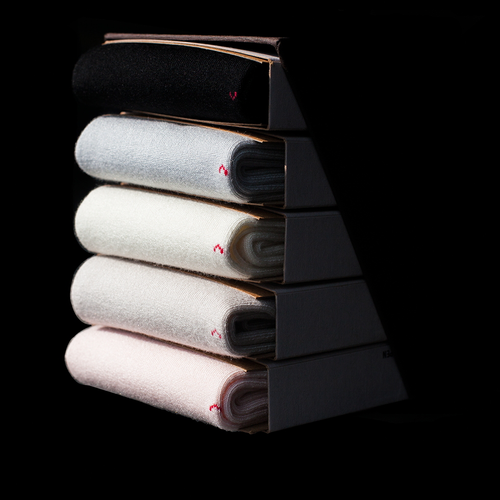 Women's Solid Love Heart Socks - Beige