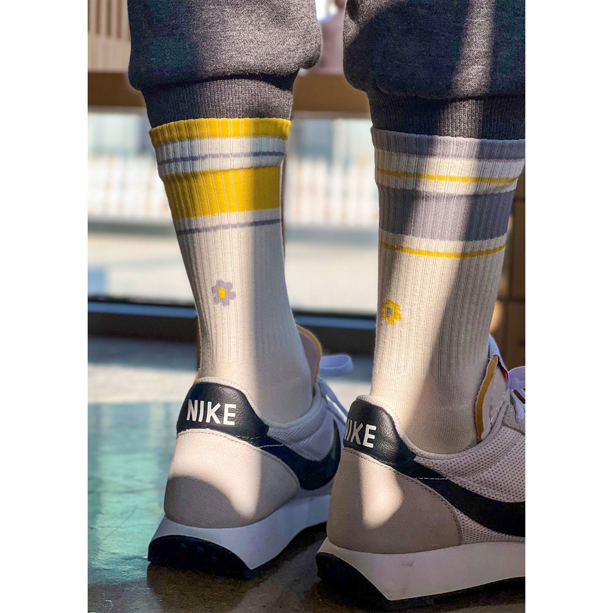 Men&#39;s Mismatched Vintage Stripe Socks - Yellow, Gray, &amp; White