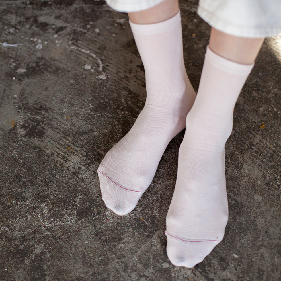 Women&#39;s Solid Love Heart Socks - Pink